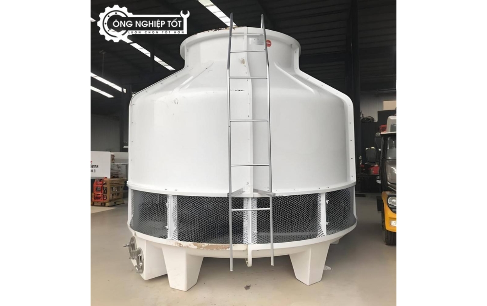 Tháp giải nhiệt tròn tại Công nghiệp Tốt